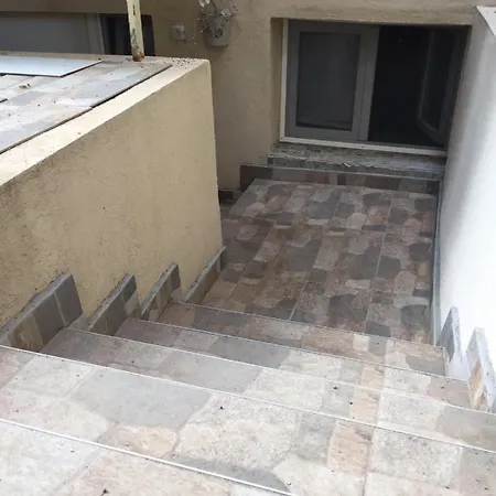Mosaic Daire *